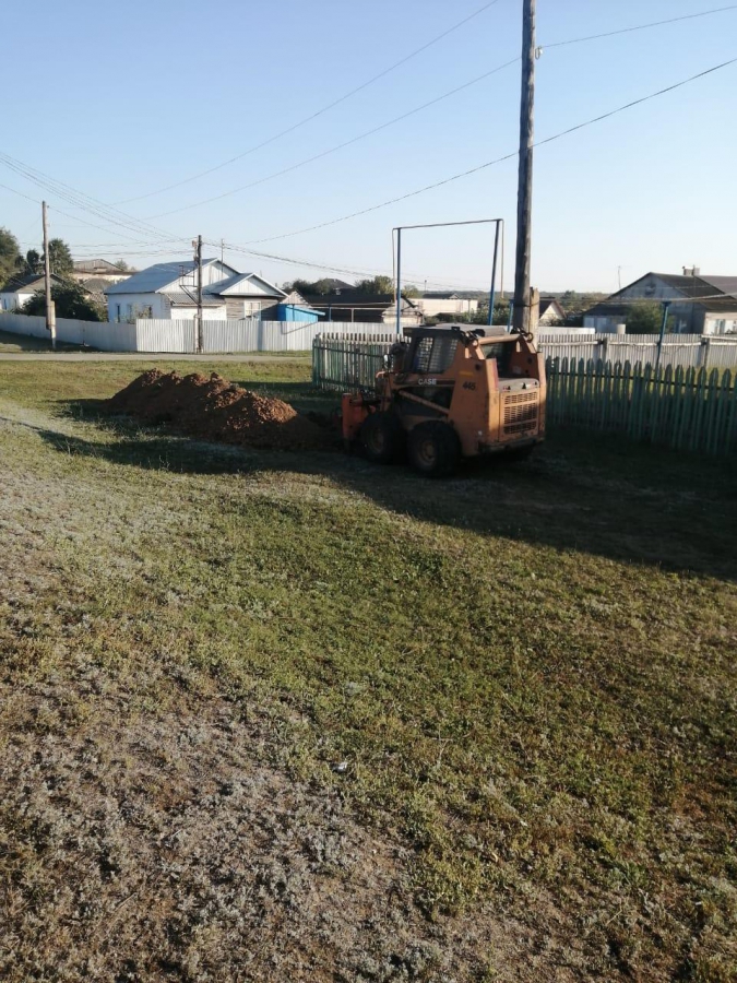 В селе Липовка с помощью жителей ремонтируют водопровод
