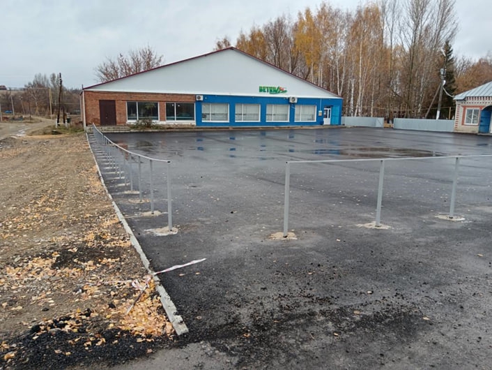 В Базарно-Карабулакском районе по инициативе сельчан благоустроили центральную площадь