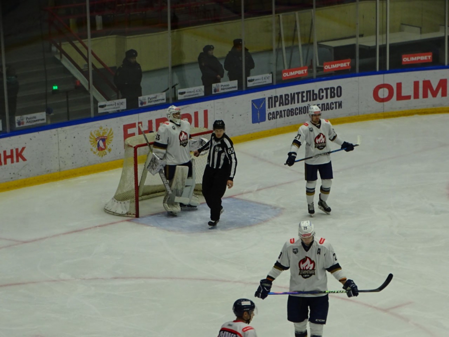 «Кристалл» добился первой победы после серии поражений