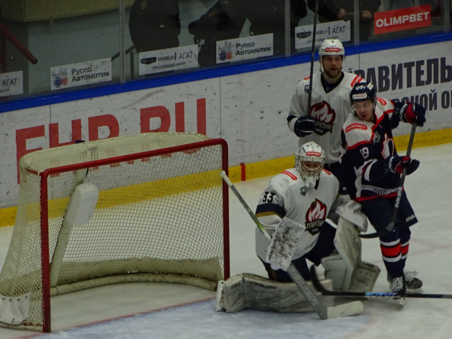 «Кристалл» добился первой победы после серии поражений