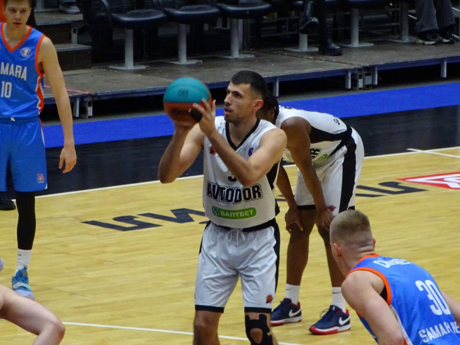 Саратовский «Автодор» обрел гимн и обыграл «Самару»