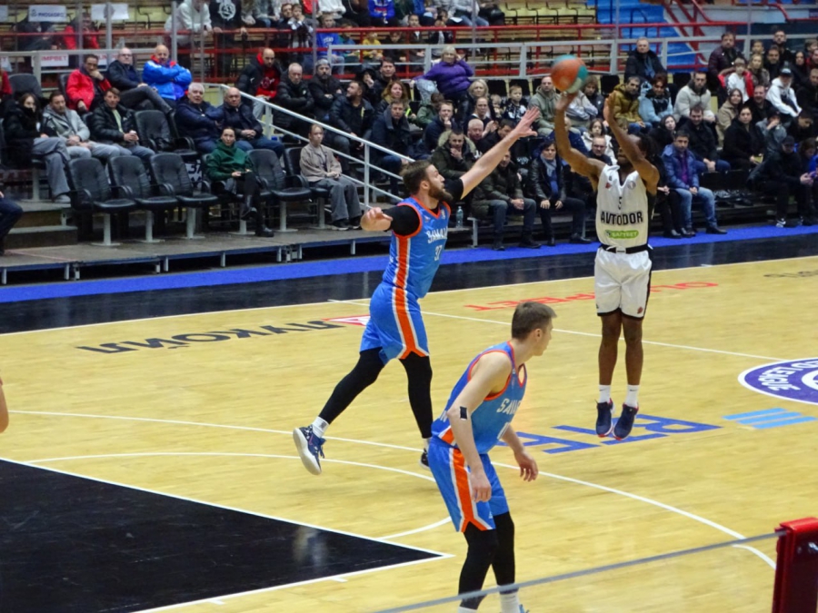 Саратовский «Автодор» обрел гимн и обыграл «Самару»