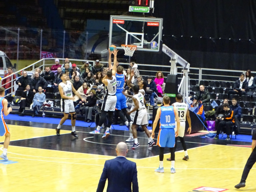 Саратовский «Автодор» обрел гимн и обыграл «Самару»