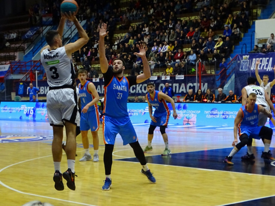 Саратовский «Автодор» обрел гимн и обыграл «Самару»