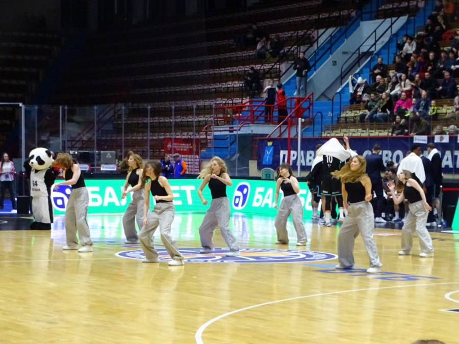 «Автодор» убедительно переиграл нижегородцев