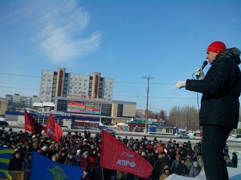 Балаковцы вышли на митинг против новых цен