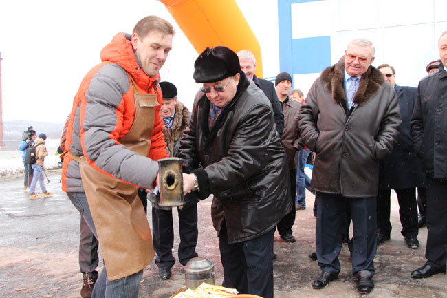 Губернатор Радаев сделал залп из пушки