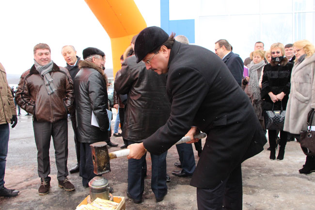 Губернатор Радаев сделал залп из пушки