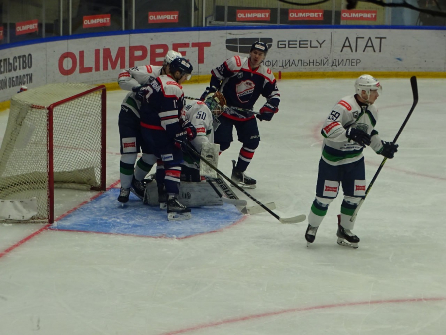 «Кристалл» уступил команде своего бывшего защитника