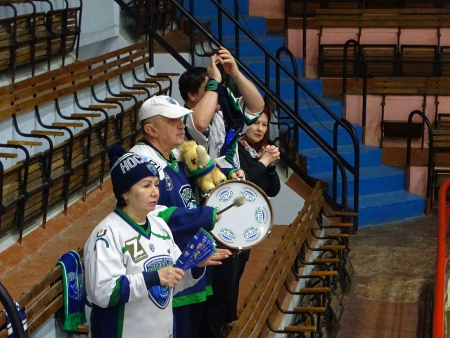 «Кристалл» уступил команде своего бывшего защитника