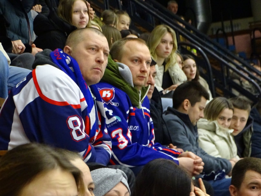 «Кристалл» не удержал победу над «Горняком-УГМК»