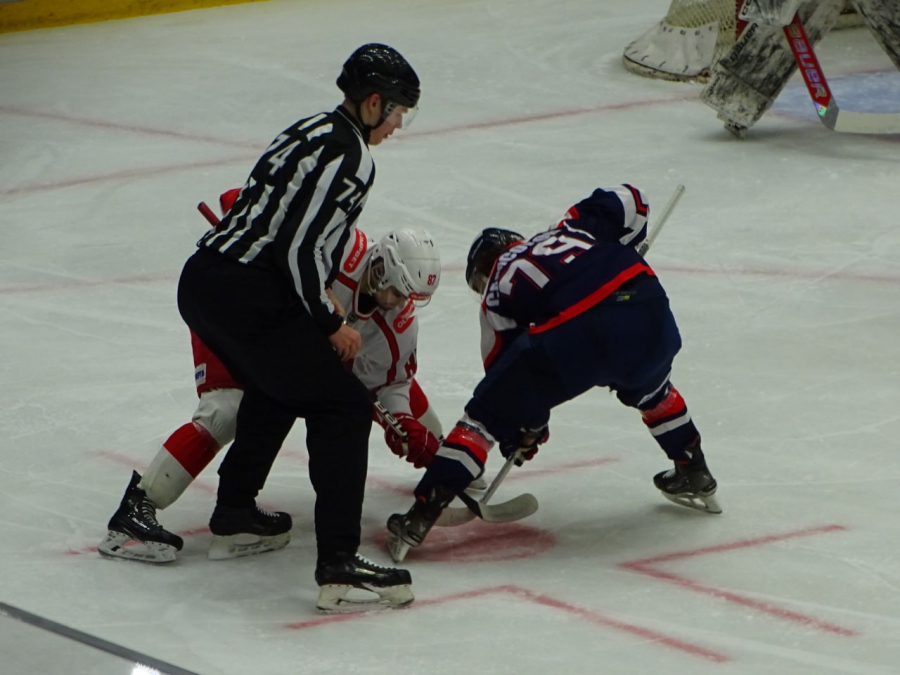 «Кристалл» не удержал победу над «Горняком-УГМК»