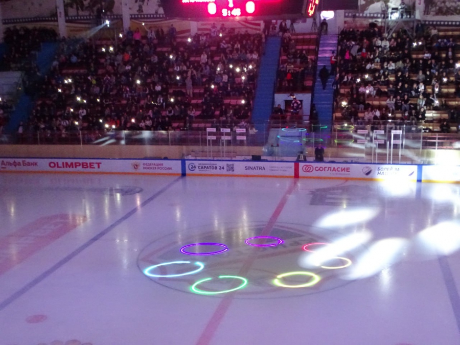 «Кристалл» пропустил три шайбы за 41 секунду, но победил