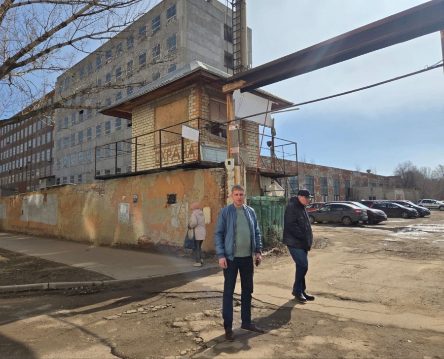Алимову просят помочь с национализацией бывшего комбината для постройки школы