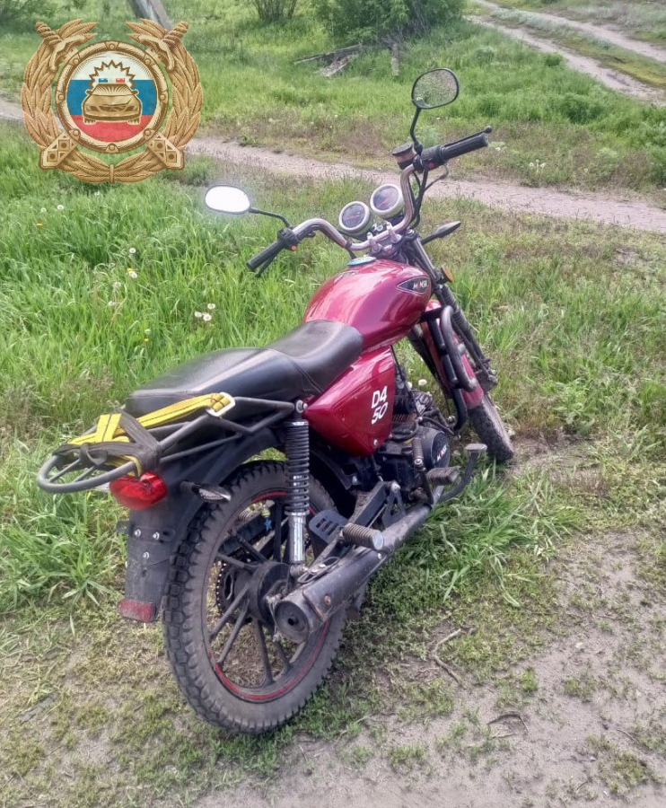 В Аркадаке мотоциклист попал в больницу после опрокидывания