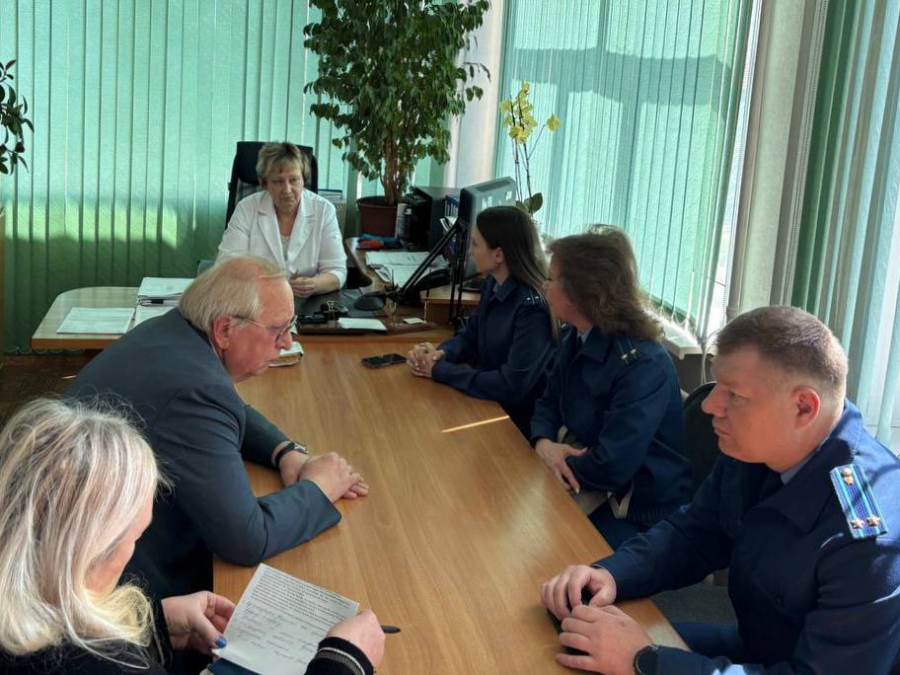 Прокуратура начала проверку после публикаций о проблемах в Хвалынской больнице