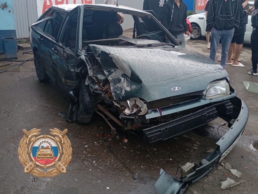 В Ровном и Энгельсе в ДТП пострадали два несовершеннолетних пассажира