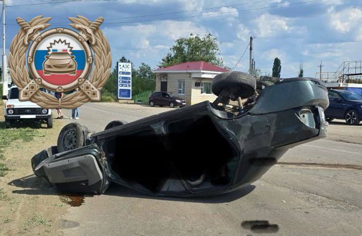 В Красном Куте при опрокидывании «Приоры» один человек погиб и двое ранены