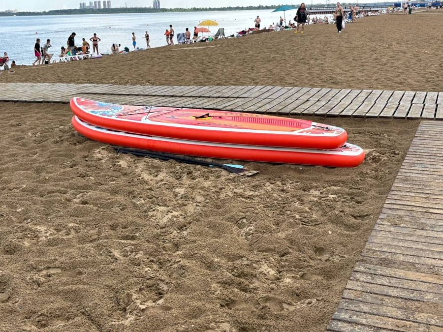 На Набережной Космонавтов нашли незаконный прокат сапбордов и электромобилей