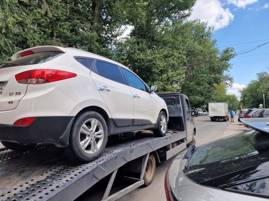 В Саратове у предпринимателя арестовали кроссовер «Хендэ» за долг на миллион