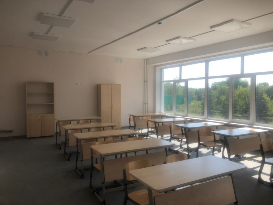 В Пугачевском районе завершают капитальный ремонт школы за 100 млн рублей