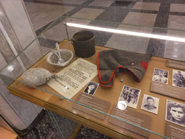 В московском Музее Победы выставили вещи саратовского писателя-фронтовика