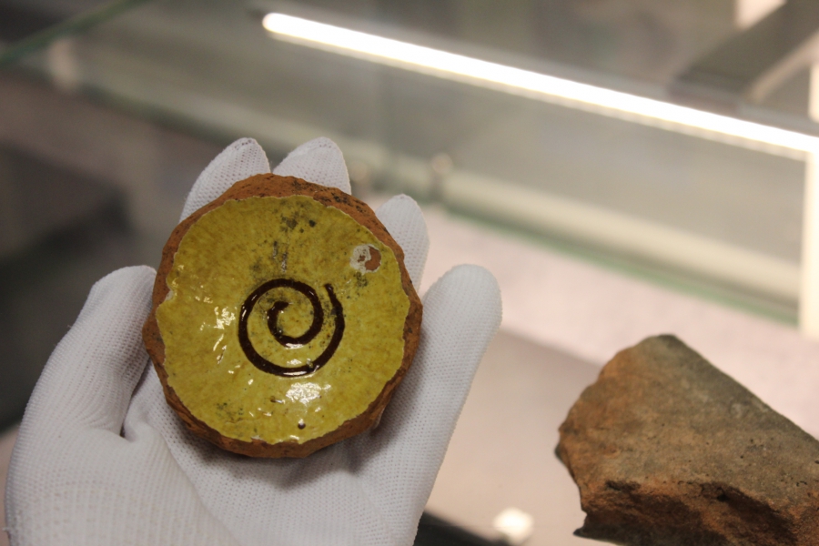 Археологи рассказали о найденном в Увеке древнем базаре времен 14 века