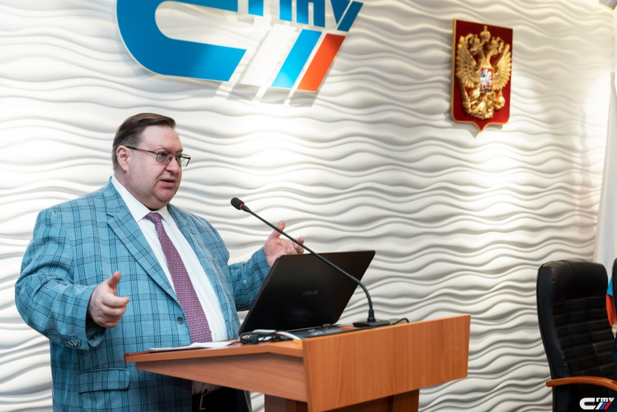 Матпомощь для студенческих семей СГТУ увеличена до 100 тысяч рублей