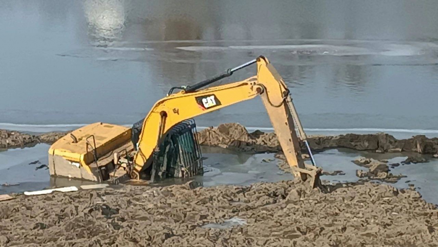 Работы по расчистке Хопра привели к заиливанию пляжа и недовольству балашовцев