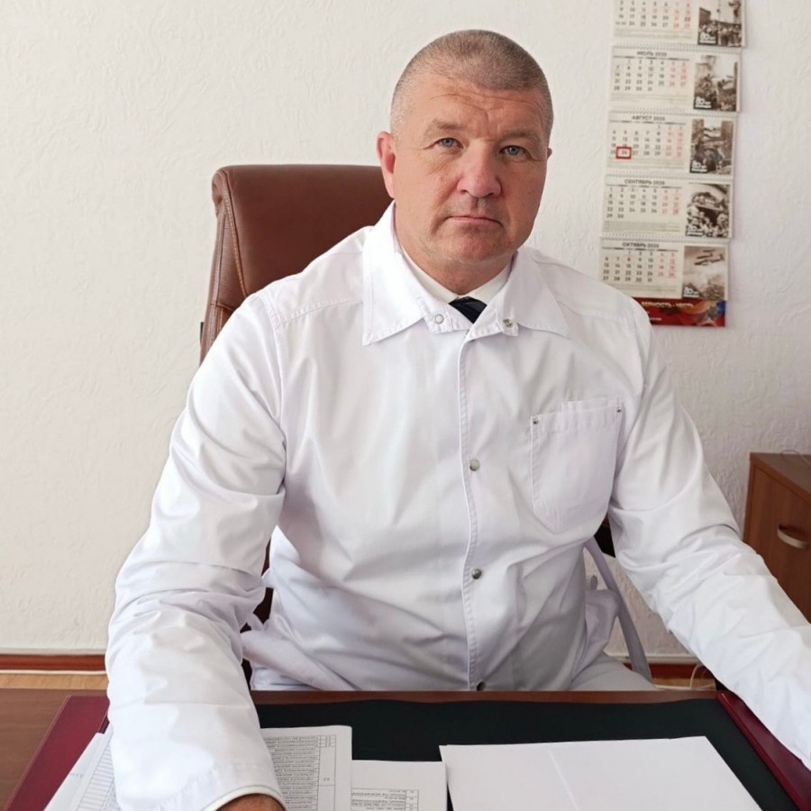 Главврачом Вольской больницы стал участник СВО Денис Соболев
