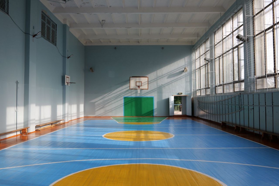 В школе в Лысых Горах отремонтировали актовый зал и модернизируют библиотеку