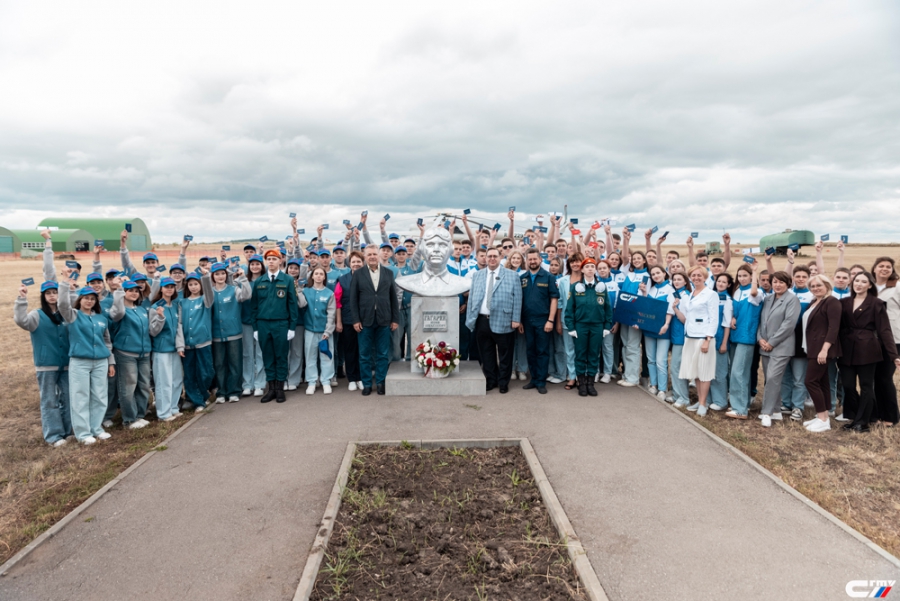 «Поехали!»: в саратовском аэроклубе прошла церемония посвящения в студенты первокурсников СГТУ