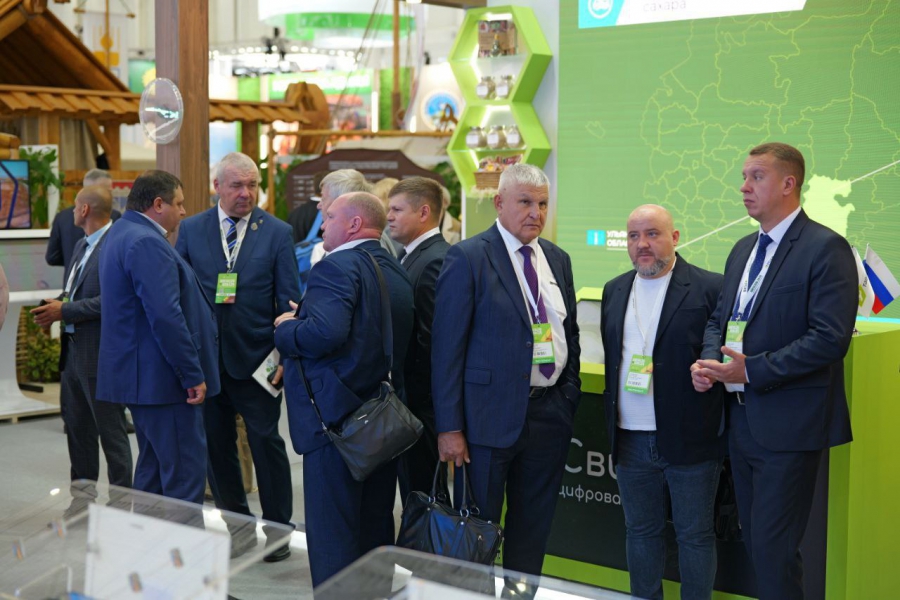 В Москве обсудили агропромышленные проекты в Саратовской области на 1,6 млрд