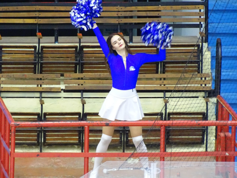 «Кристалл» дома минимально уступил «десантникам»