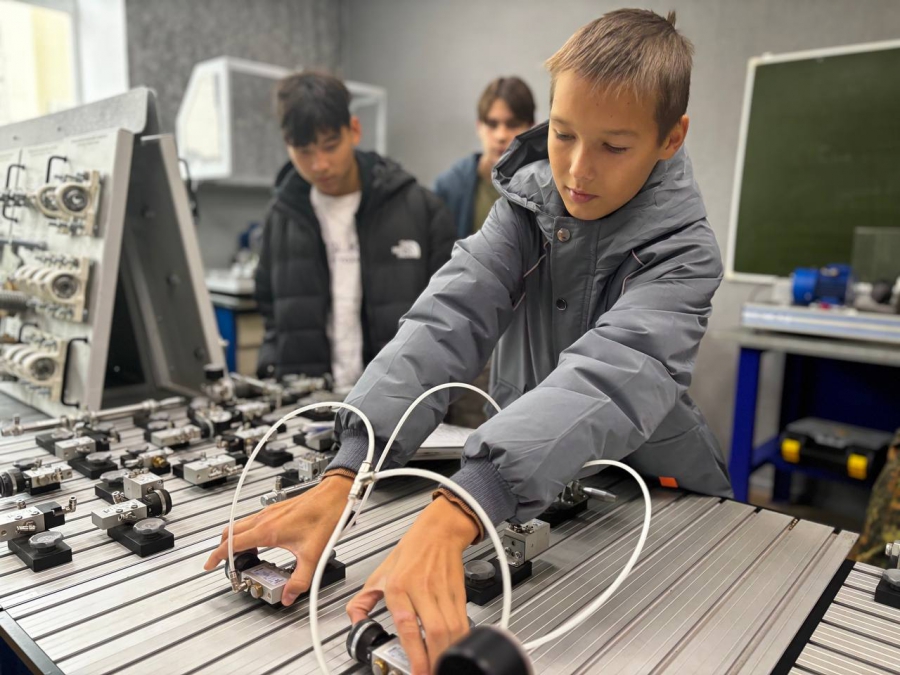 Тысячи саратовских школьников ознакомились с востребованными профессиями