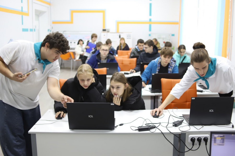 Тысячи саратовских школьников ознакомились с востребованными профессиями