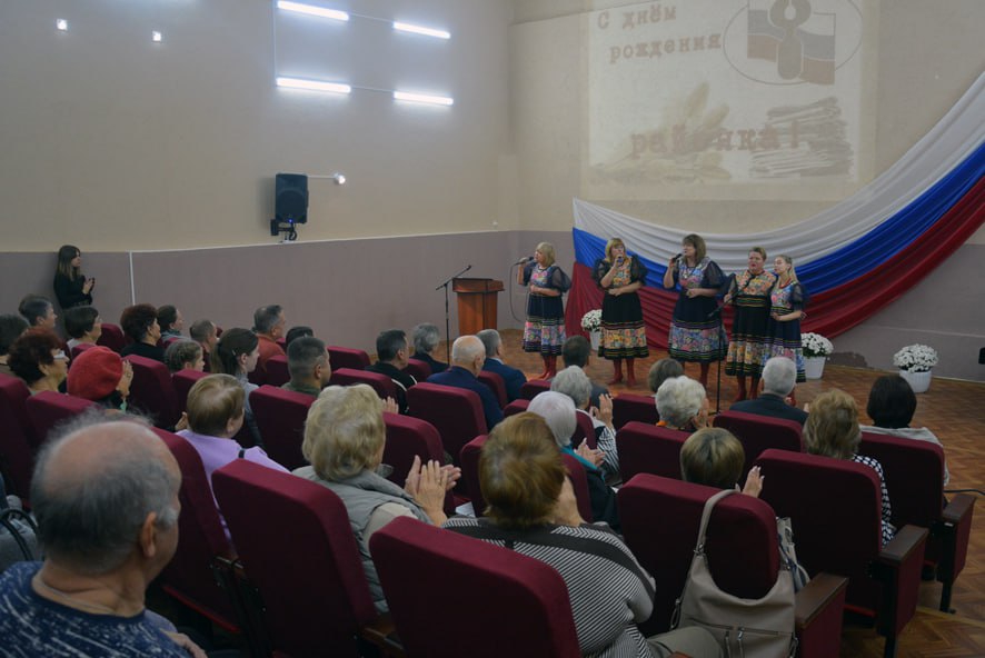 Базарно-Карабулакской газете «Вестник района» исполнилось 95 лет