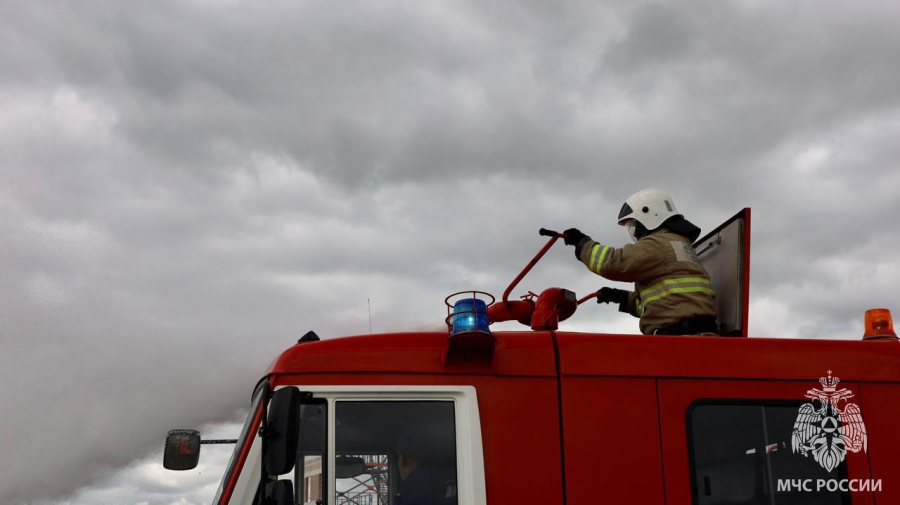 На Крымской из-за пожара в пятиэтажке эвакуировали 20 человек