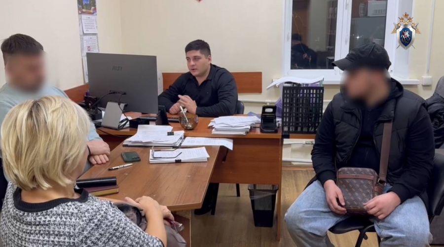 В Саратове задержали 17-летнего курьера мошенников из Белгородской области