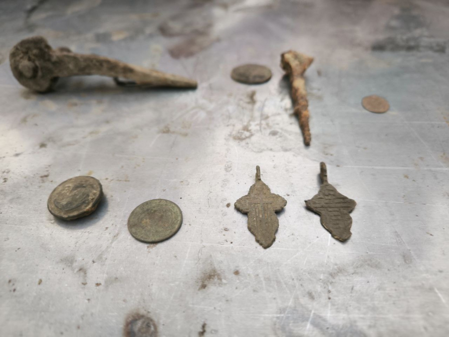 Под Петровском в пещере нашли средневековый «клад бурлаков»