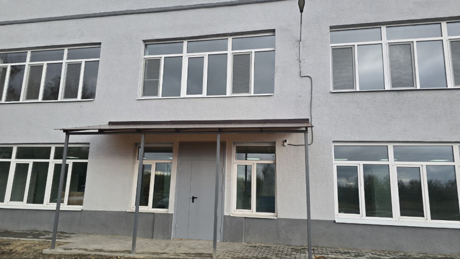 В селе Дергачевского района по региональной программе ремонтируют Дом культуры