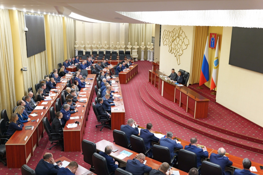 Бусаргин: В Саратовской области разработают план развития для более 100 сел