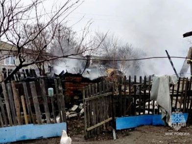 В Красноармейском районе 68-летний мужчина погиб при пожаре в деревянном доме