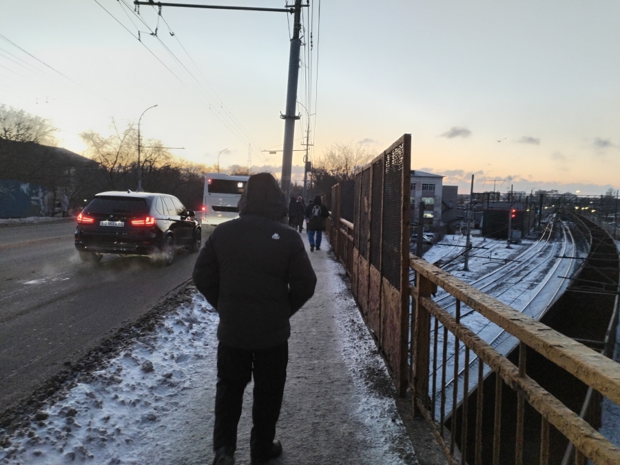 На Большой Горной ограничили проезд: пробки достигли 8 баллов