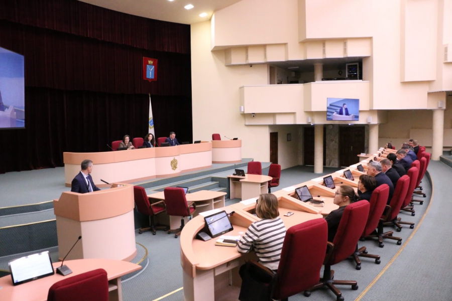 В Саратовской области заключили 230 целевых договоров с будущими педагогами