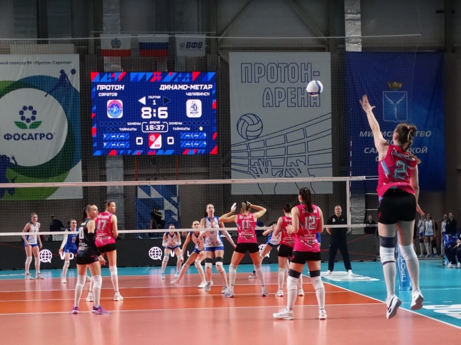 «Протон» дома не смог одолеть челябинских волейболисток