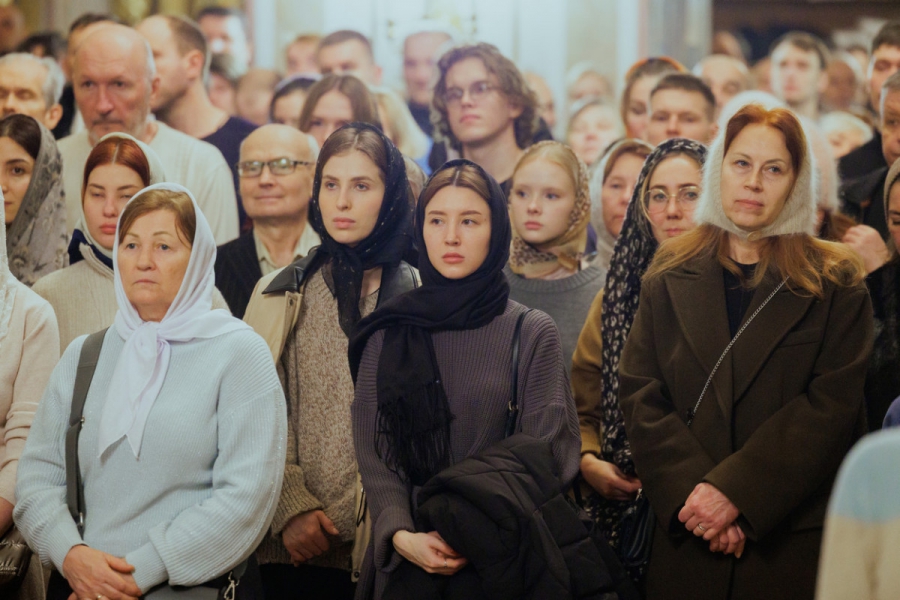 Жители Саратовской области празднуют Рождество Христово