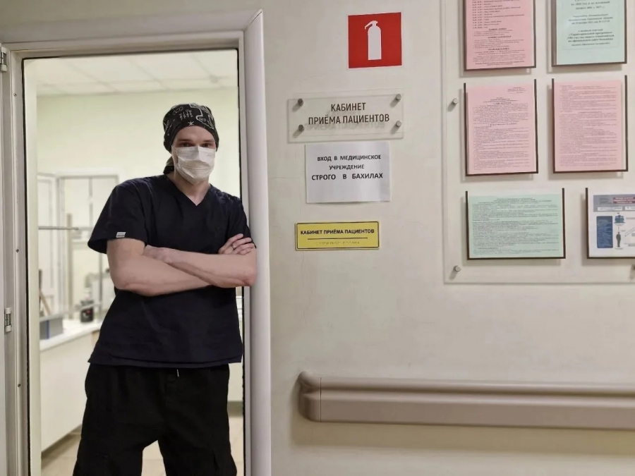 Саратовский медик вернулся в городскую больницу после службы в зоне СВО