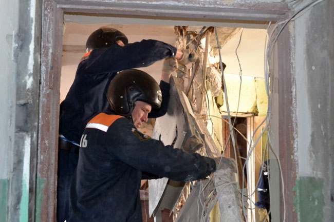 Взрыв в центре Саратова. Хозяин квартиры хотел погреть еду на плите