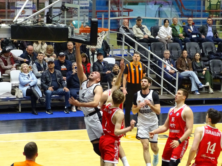 «Автодор» не удержал победу над обладателем Кубка России